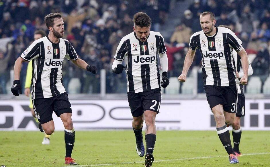 囧叔向裁判施压后染红，罗基：容忍这种行为问题会越来越严重（囧叔施压裁判遭红牌，罗基警告：若继续纵容，问题只会恶化）