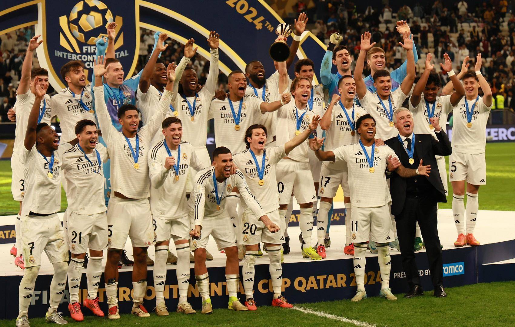 掘金首节让马刺拿到41分，创造本赛季球队单节失分最高记录（马刺首节轰下41分，掘金刷新本季单节失分新高）