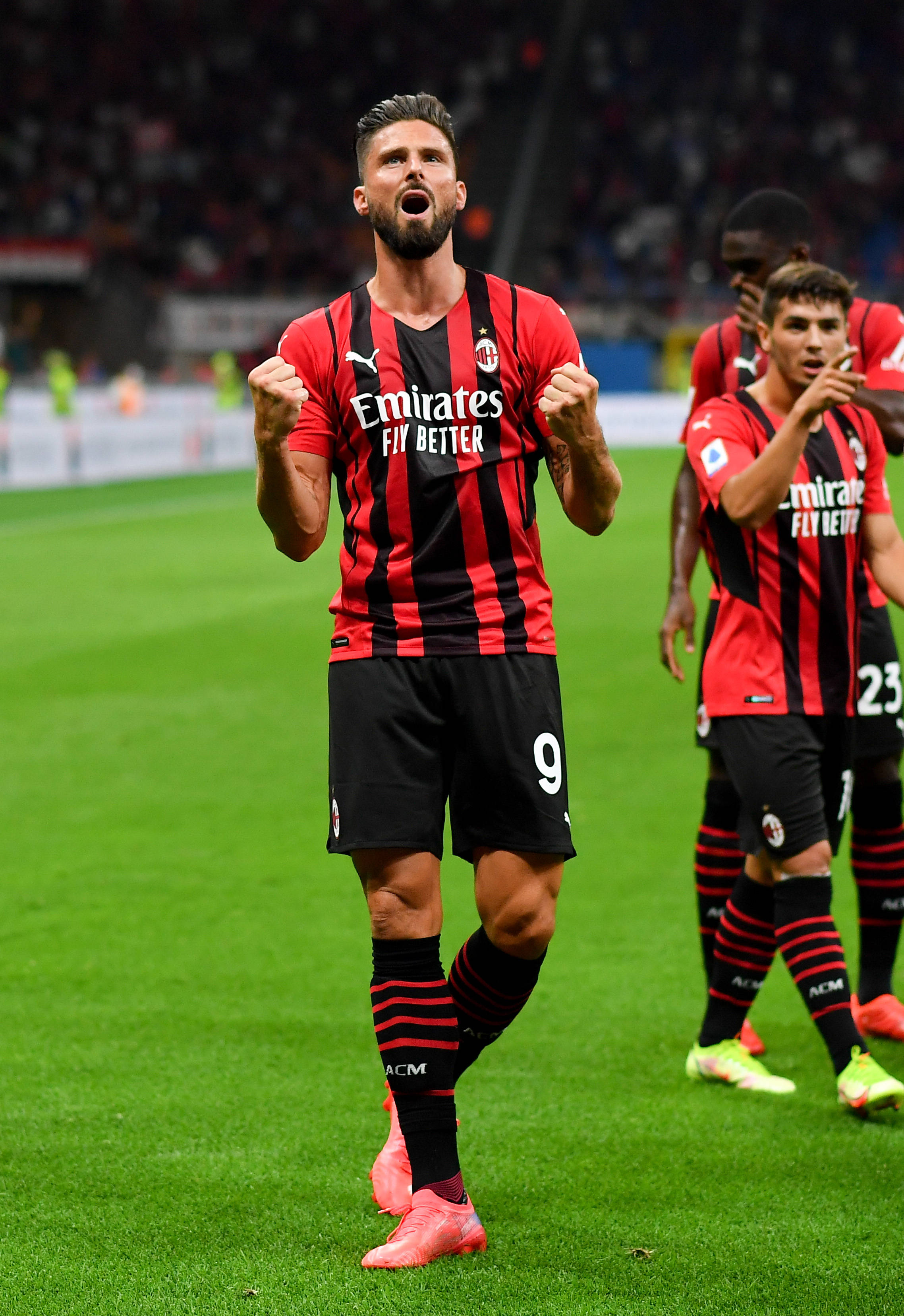 半场战报：柏太阳神0-3广岛三箭，热尔曼-良破门，东俊希建功（半场快讯：广岛三箭3-0领先柏太阳神，热尔曼-良、东俊希相继破门）