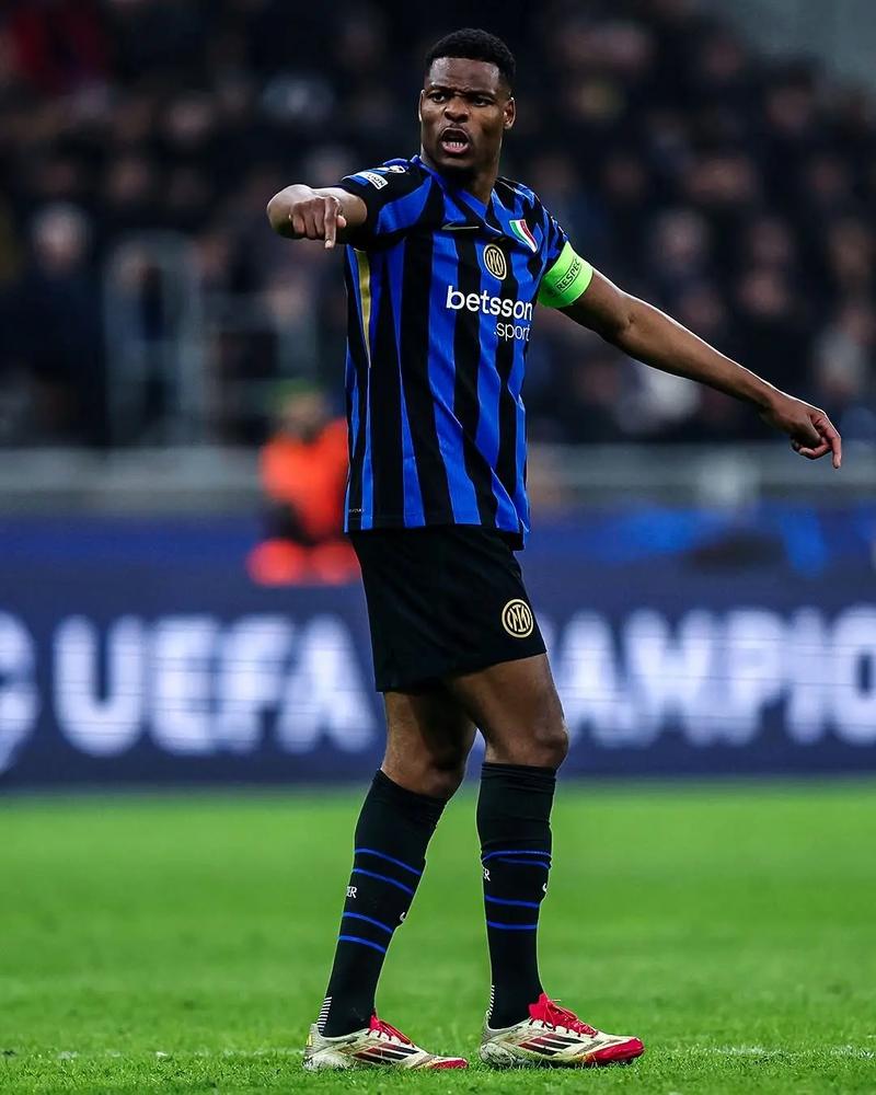 约基奇：右臂肱二头肌上的抓伤是对阵步行者时留下的