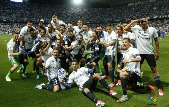 英超第14轮综述：利物浦平局+切尔西爆冷，阿森纳5分领先稳居榜首（英超第14轮：利物浦战平、切尔西爆冷失利，阿森纳以5分优势领跑）