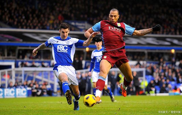 足球中超发布赛程海报，视觉效果炸裂（中超官宣赛程海报，视觉冲击力爆表）