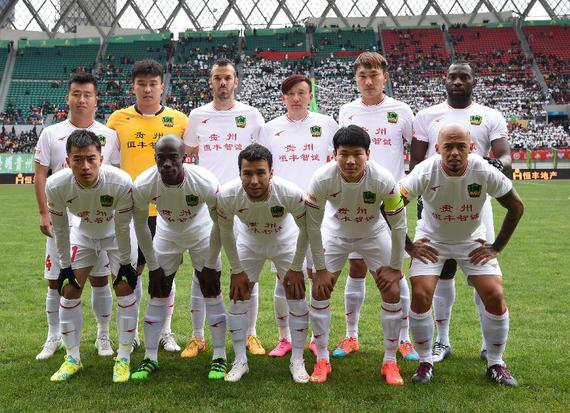 近10年欧冠门将零封率：拉亚54%第1，布冯47%第2，奥纳纳上榜（欧冠近10年门将零封率榜：拉亚54%居首，布冯47%次席，奥纳纳在列）