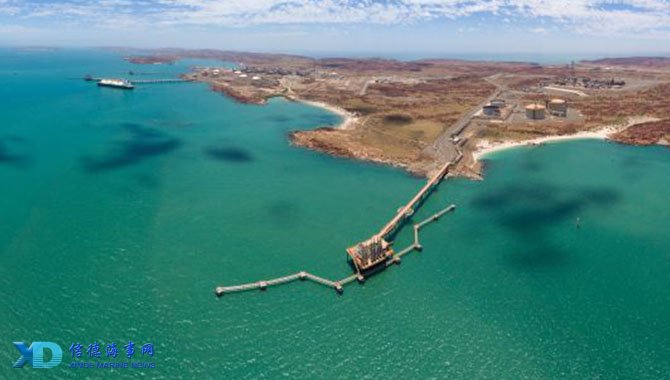 赫内斯：巴萨的债务超过13亿欧元，但在西甲却相安无事（赫内斯：巴萨债务逾13亿欧元，西甲仍未见波澜）