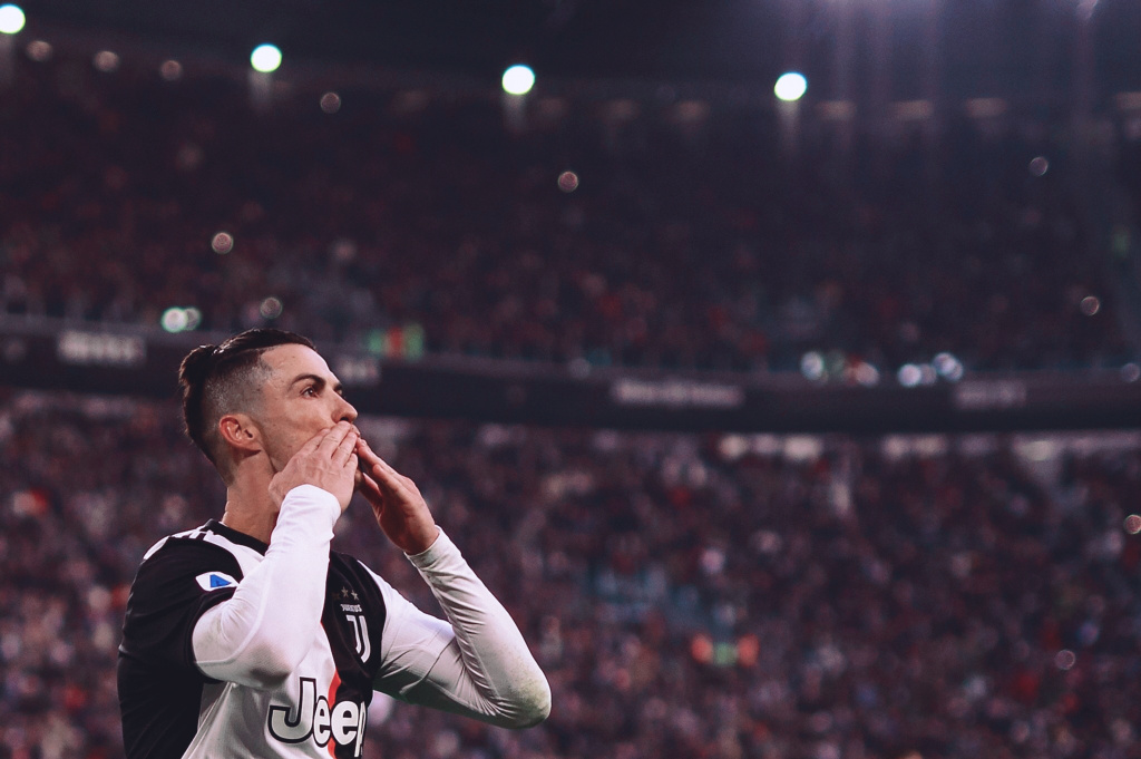 越南U21女排成绩作废！球员性别争议尘埃落定，国际排联修正排名（越南U21女排战绩被取消：性别争议告一段落，国际排联更新排名）